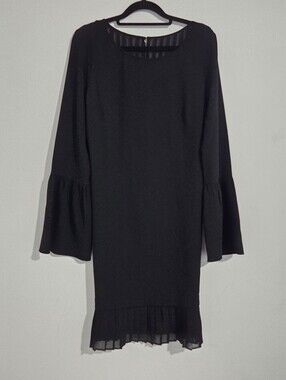 Laundry by Shelli Segal Pleated Shift Dress